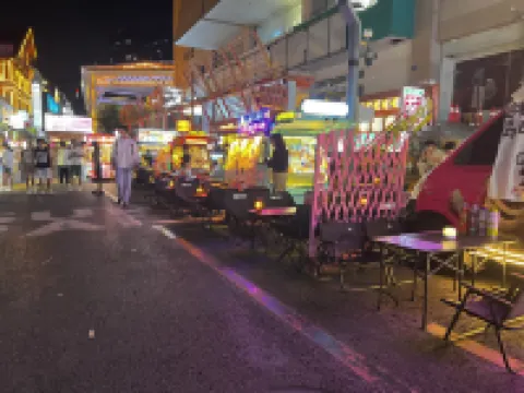 Ximo Hostel (Guiyang Fountain Pool Subway Station Taiping Road Internet-famous Street)