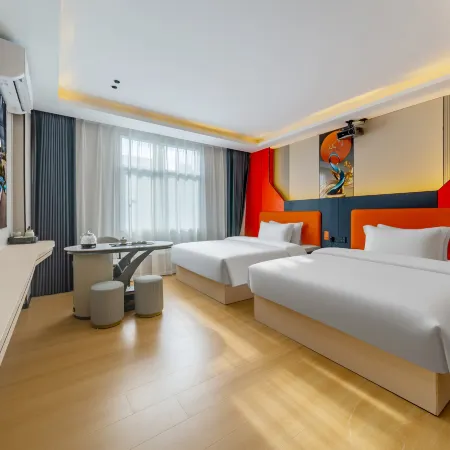 Lufeng Jiajia Smart Hotel (Lufeng Donghai Suibao Department Store)