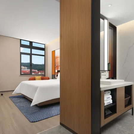 Hampton by Hilton Weihai Torch Eighth Street International Bathing Beach