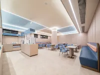 Hanting Hotel( Deyang zhujiang Road Bridge Branch)