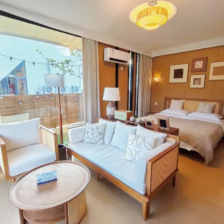 Chongyi Lanxi Zai Jiangye Homestay