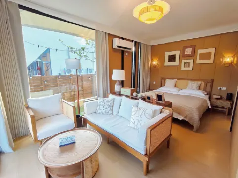 Chongyi Lanxi Zai Jiangye Homestay