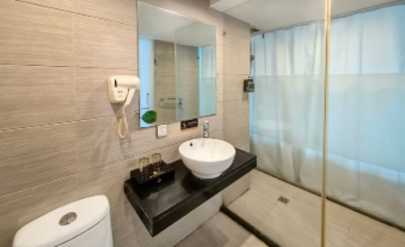 Bense E-sports Homestay (Anji Passenger Transport Subway Station Wanda Plaza)