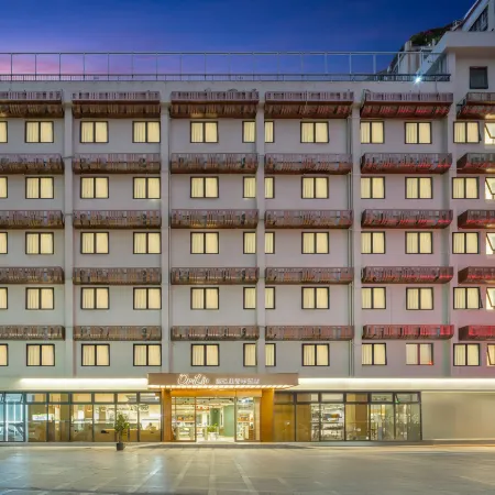 Yuanyueli Youth Hotel (Shenzhen Convention and Exhibition Center Futian Port Branch) Отели рядом с достопримечательностью «Район Футянь»