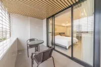 Yaozhong Hotel Mansion (Gossip Street Street) - Balcony