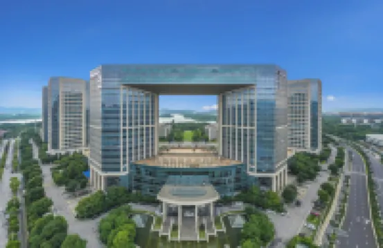 Grand Kingtown Hotel Wuxi Hotels near Tai Hu Yuantouzhu Scenic Spot