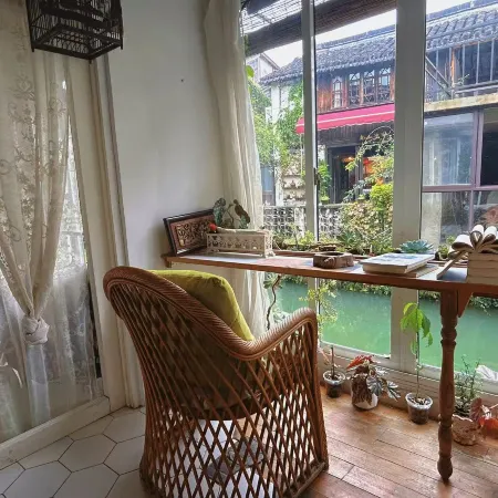 Shanghai Yufeige Homestay Отели рядом с достопримечательностью «Парк Ориентал-Лэнд»