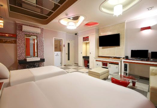 호텔 욕조 시설