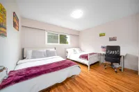 Gorgeous garden 3BR short or long term rental