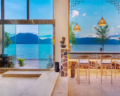 Lugu Lake Scenic Area Shuitian Yishe Loft Lakeview Vacation Apartment Ninglang Yi Özerk İlçesi otelleri