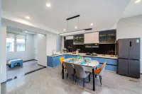 Coastal Line Sea View Holiday Villa (Poly Jinting Bay Tourist Resort, Shanwei)