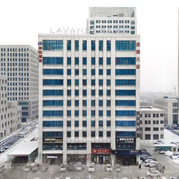 Lavande Hotel (Changji Shihezi West Road Financial Building)