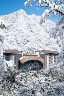 神農架康帝君蘭酒店 酒店