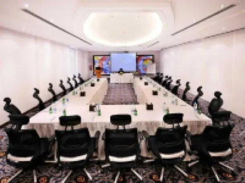 ซันเดย์ ซิกเนเจอร์ ริยาด ฟอร์เมอร์ลี กาเซอร์ อัล ฮัมรา บาย วอร์วิก โรงแรมในริยาด