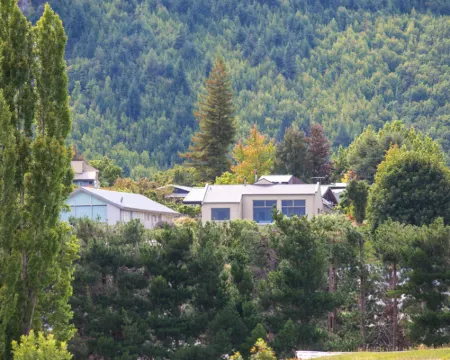 Arrowtown Dress Circle Hotels in Arrowtown