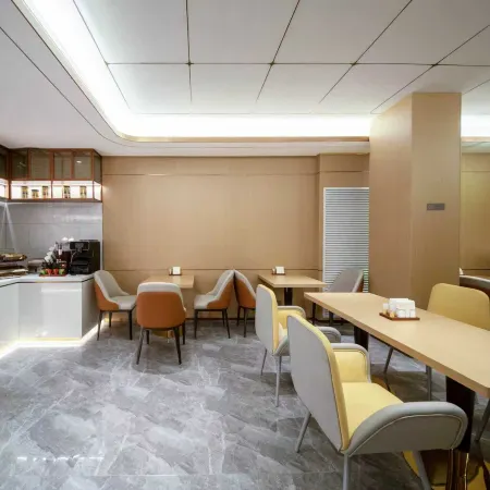 Magnolia  Hotel (Dalian Donggang Business District Harbour Plaza Subway Station Branch)