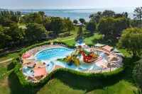 Danubius Hotel Marina - Beach