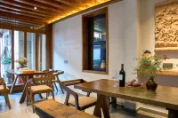 Three Alleys · Song-style Aesthetic Courtyard Holiday Homestay (Sideng Street, Shaxi Ancient Town) - breakfast
