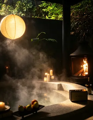 Only this fairyland,  designer art villa mountain lodging - Jacuzzi