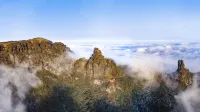 Sacred Mountain Retreat – Fanjingshan - con vista montagne