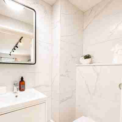 Exceptional Studio in the Heart of Hounslow! Rooms