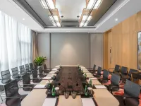Crowne Plaza YIBIN by IHG - business