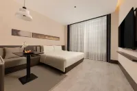 Yaduo Jianye Hotel, IF PARK Guojin Center, South Zhonghuan Street, Taiyuan City