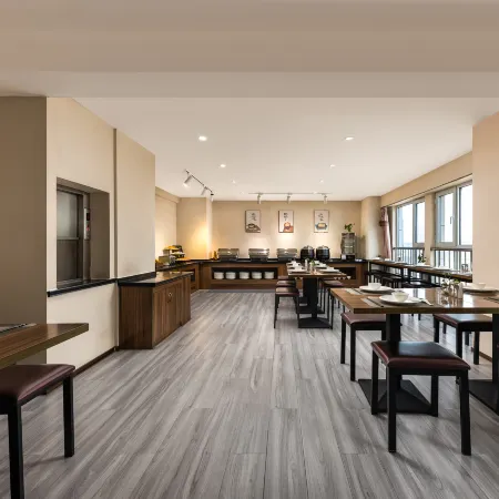 Lavande Hotel (Xingtai Future Plaza)