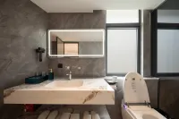 Meiji Mercure (Shantou The Mixc Longyan South Road Food Street)
