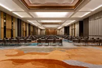 Harris Hotel & Convention Serpong - parcheggio