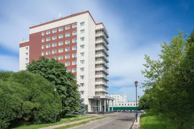Marins Moskva Prazhskaya Kantemirovskaya地鐵站附近的飯店