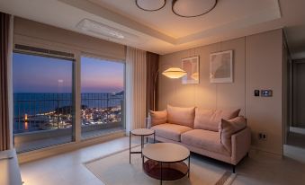 Le Collective Busan Gijang