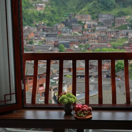 shanwan flower lancuace vacation homestay