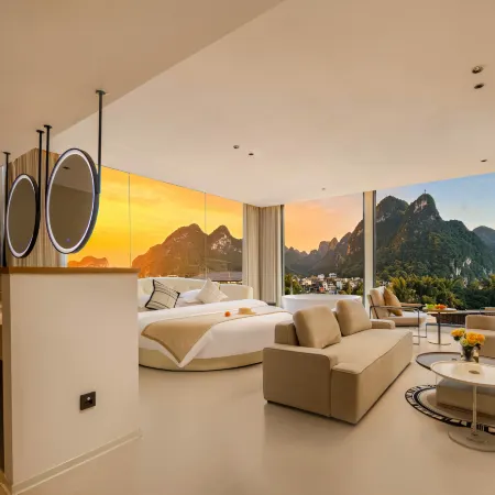 Yangshuo Huali Yunju Hotel (Xingping Ancient Town RMB 20 Scenic Spot Branch)