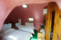 Erenhot Hehe Yueju Theme Hotel (Guomen Scenic Area) - Pet friendly
