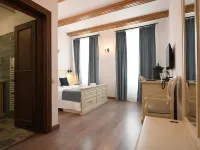 Casa Chitic - Hotel & Restaurant- STR Nicolae Balcescu 13 Hotels in Brasov