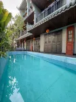 KunKin Boutique Garden Hue - Pools
