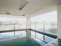 Seven Living Tamansari Tera Residence Hotels near Merdeka Building