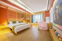 Fimo FLORA · Sky Wild Retreat · Cloud Serenity Panorama Hotel - 2-Star