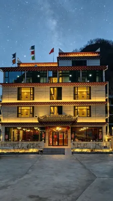 Heishui Banshandu·Yueyin Hotel