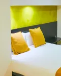 Sun & Moon Hostel - hostel
