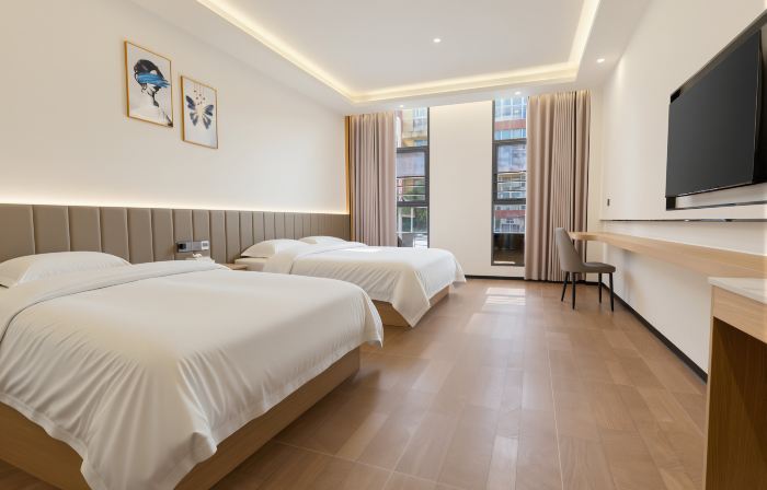 Zhenning Jiefeng Hotel