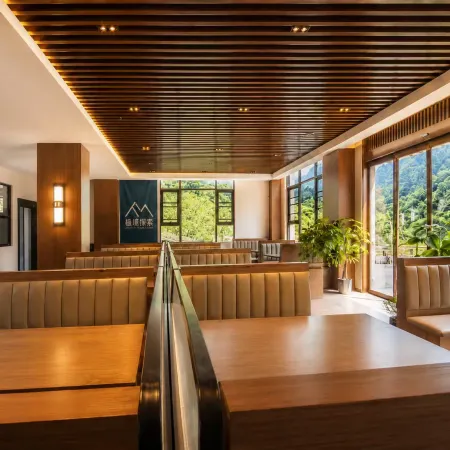 Heishui Hanfengwan Hotel