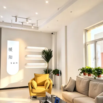 Warm Sun · SunnyHaven | Leisure Homestay (Wudan Bus Station) Hotels near Ongniud Banner Museum