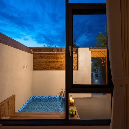 Wuyuan Qijiantang Hot Spring Homestay