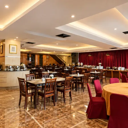 Grand Antares Hotel