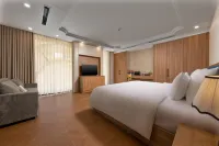 Uniland Ninh Bình Hotel - Airport Shuttle