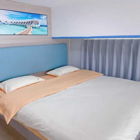 Xiaoxi Cinema Scenic Apartment (The Mixc)