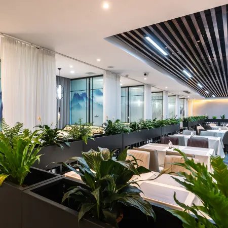 Xiangjun Hotel, Shuangfeng County
