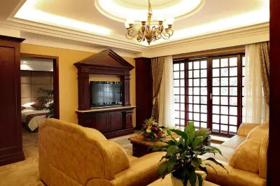 Jinfengshan Hotel Отели в г. Старый город Чаншоу